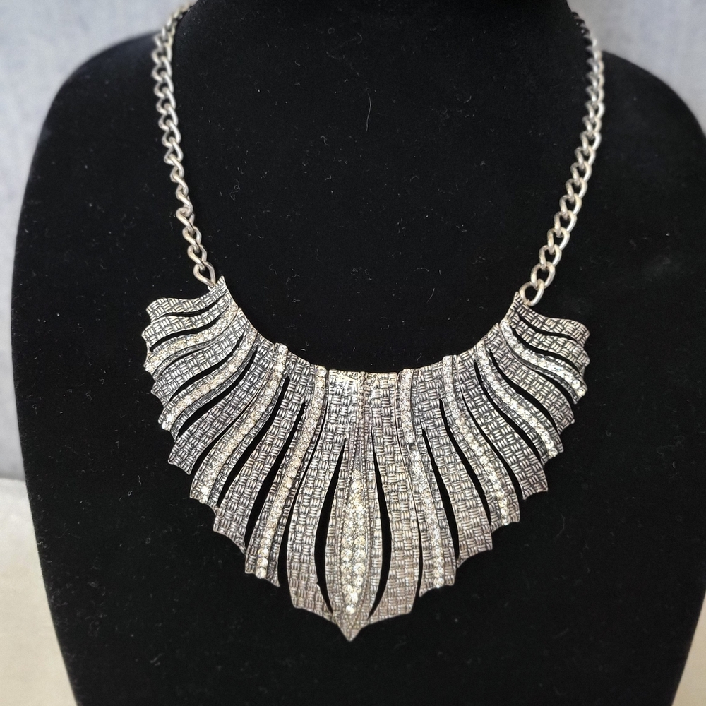 Elegant Silver Statement Necklace